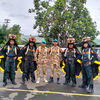 Tim Drum Band SMA Kartika VIII-1