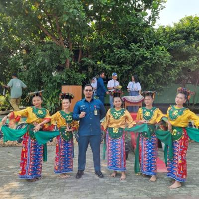 Tari Tradisional - TATRA HUT RI